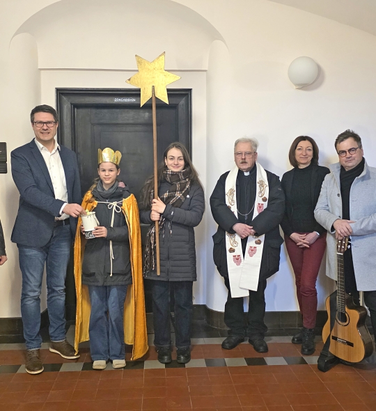 Sternsinger mit eindeutiger Botschaft zu Besuch im Rathaus 