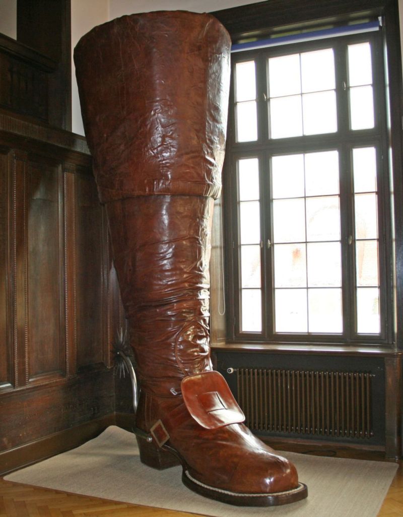 2012 10 02 Riesenstiefel bearbeitet